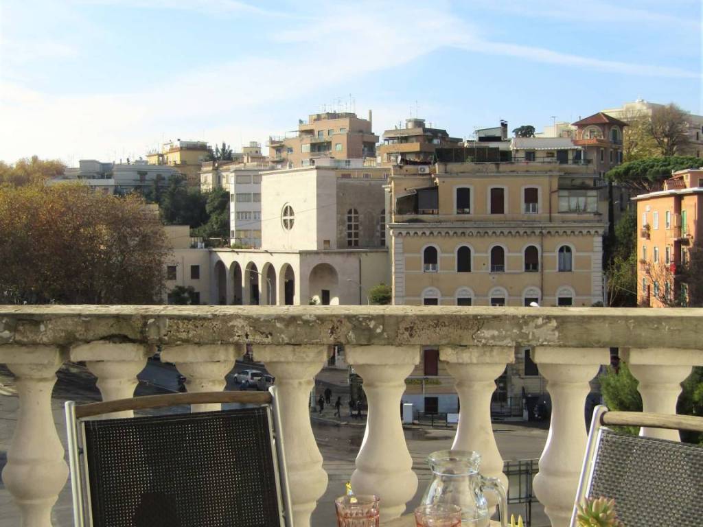 Appartamento a Roma in Via Ettore Rolli - Foto 2