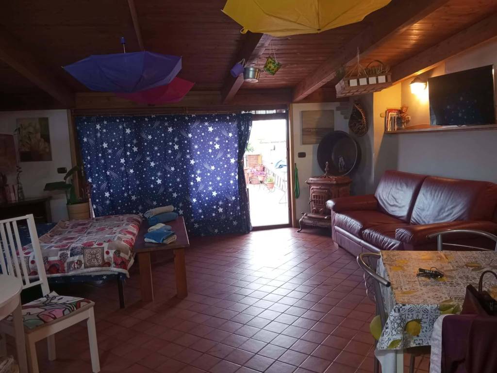 Appartamento a Napoli in Via Carlo Pisacane - Foto 2