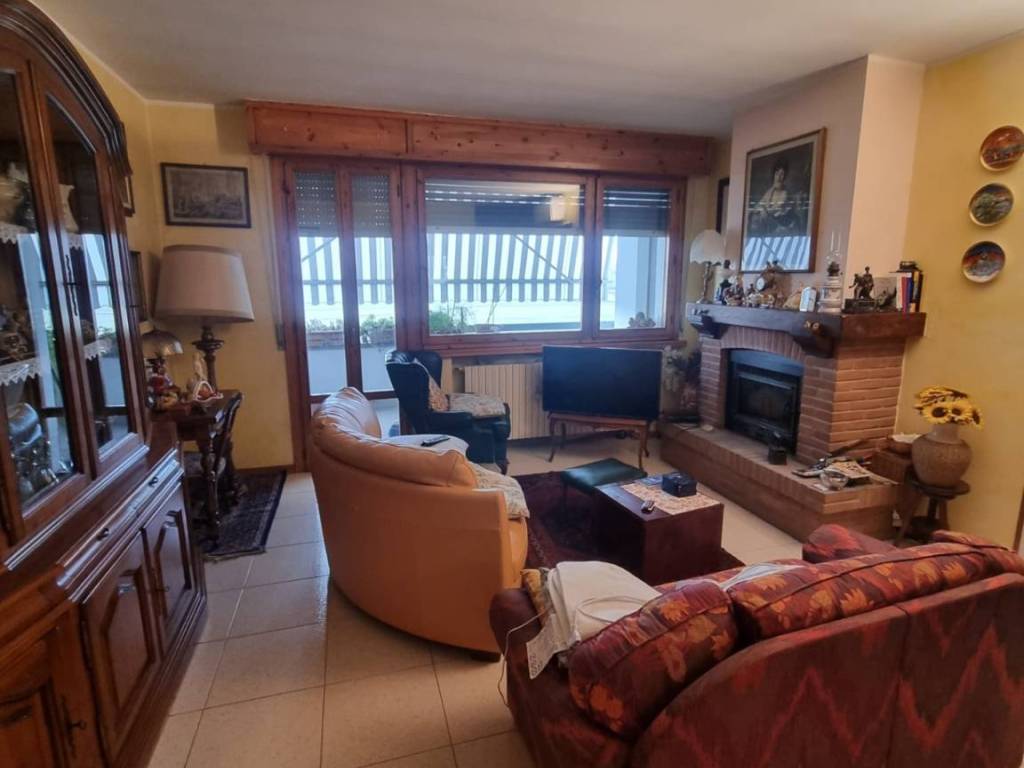 Appartamento a Parma in Via Pietro Setti - Foto 2