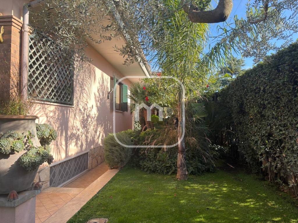 Appartamento a Guidonia montecelio in Via Polibio, 17 - Foto 4