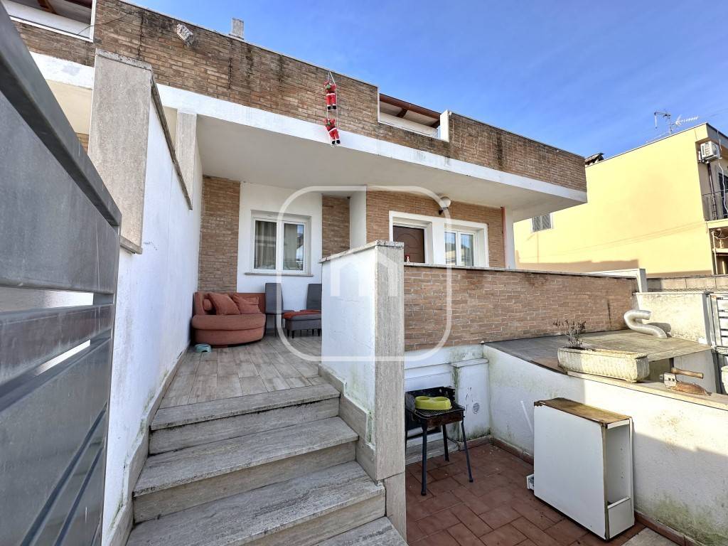 Appartamento a Roma in Via Arzachena, 19 - Foto 4