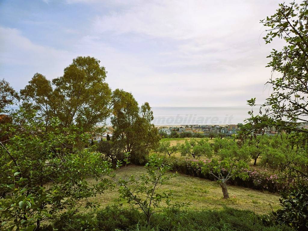 Villa a Vasto in Strada Comunale di Montevecchio - Foto 2