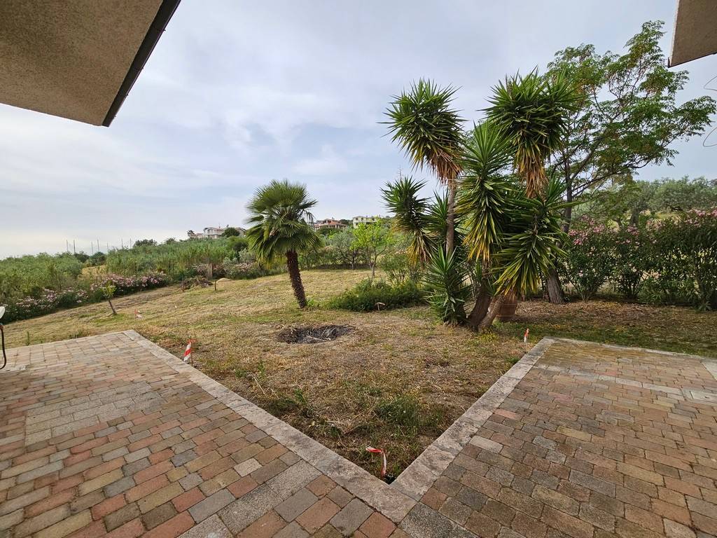 Villa a Vasto in Strada Comunale di Montevecchio - Foto 3