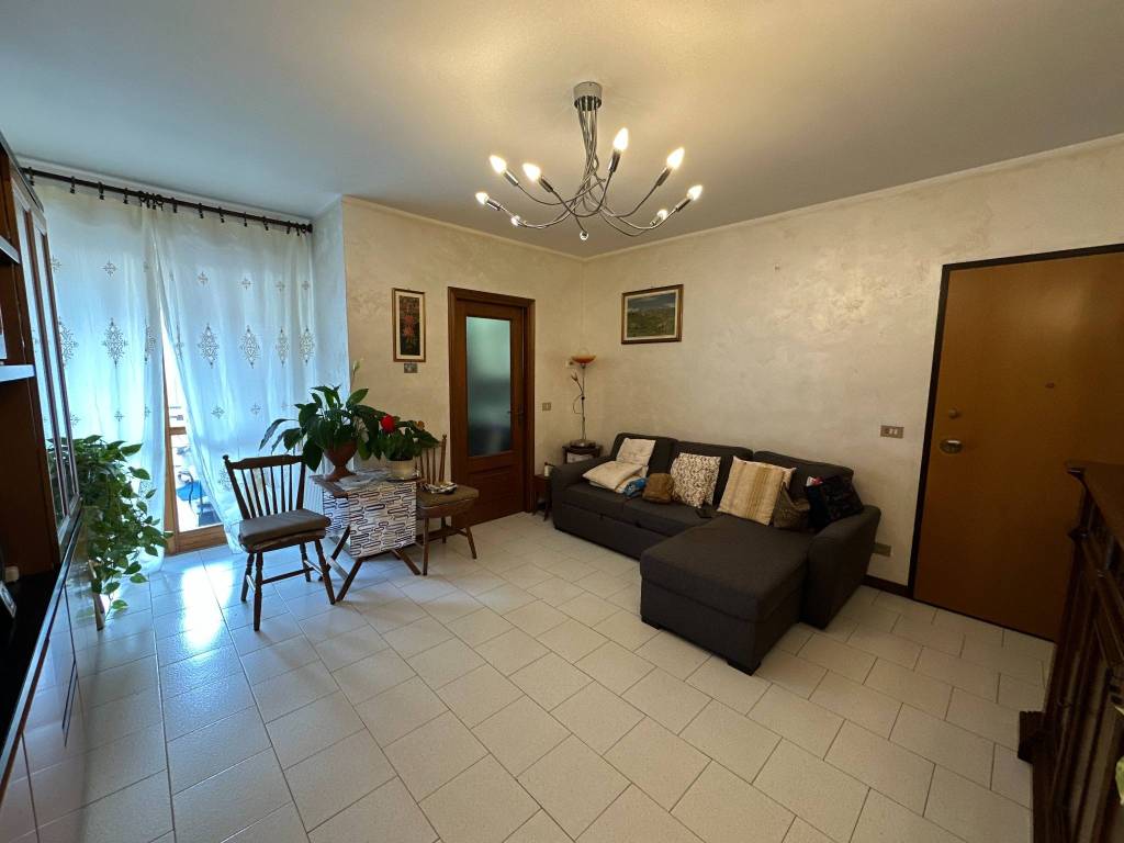 Appartamento a Venaria reale in Corso Papa Giovanni XXIII, 19 - Foto 4