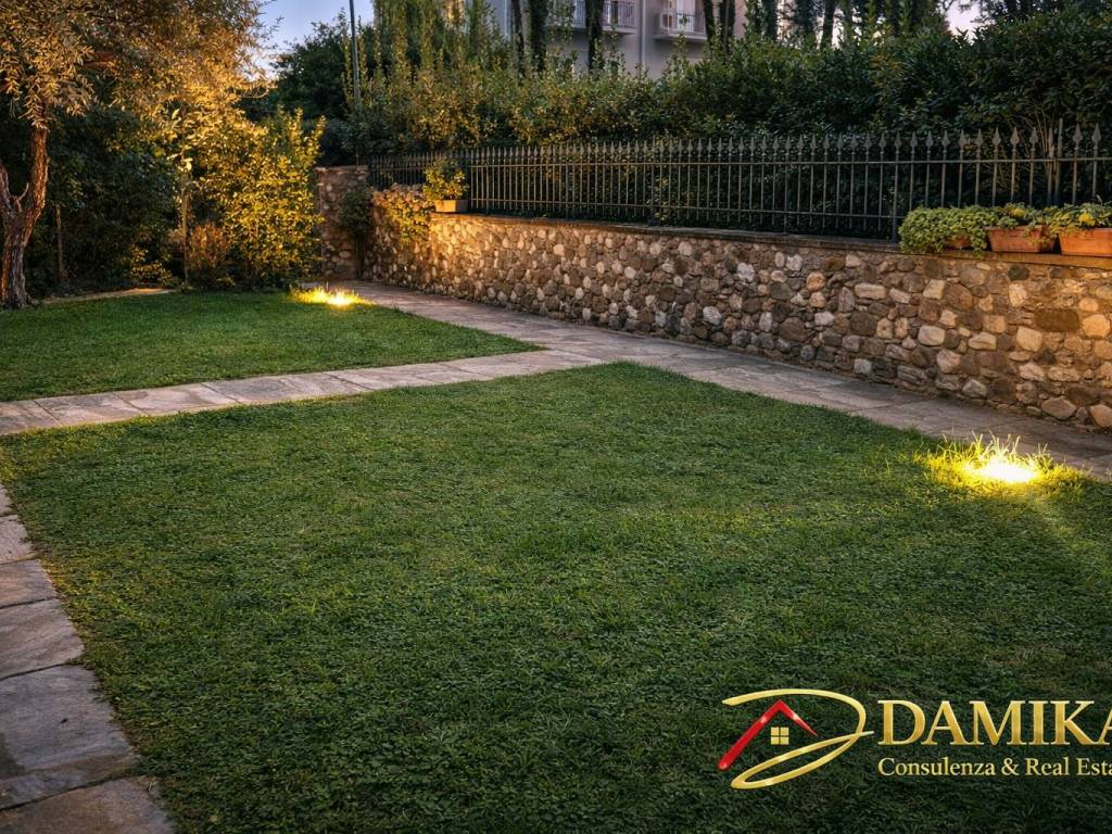 Villetta a schiera a Forte dei marmi in Via Duca d'Aosta, 1 - Foto 3