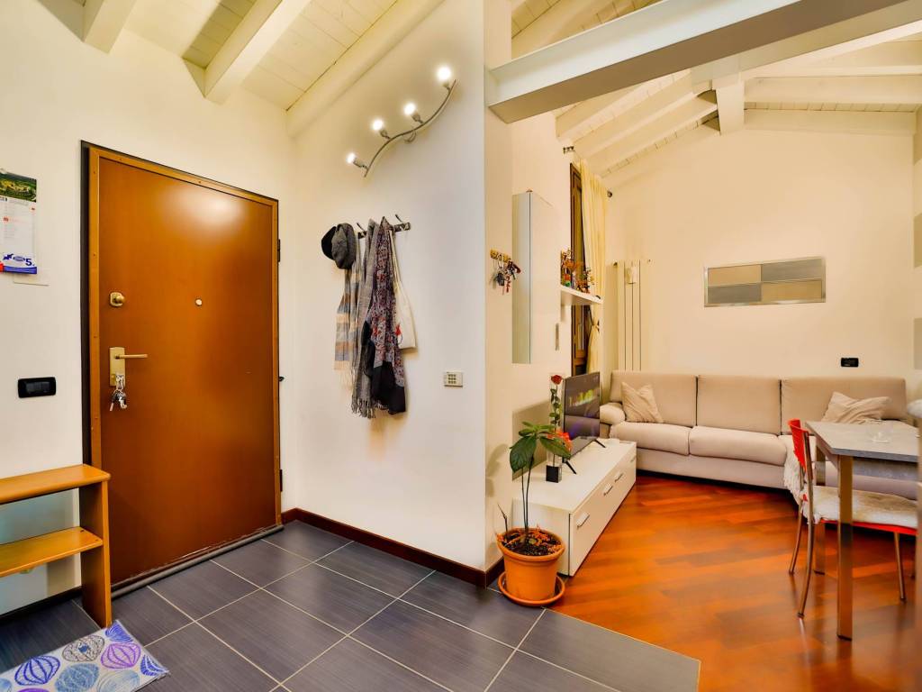 Appartamento a Bernareggio in Via della Pavesa, 6 - Foto 2