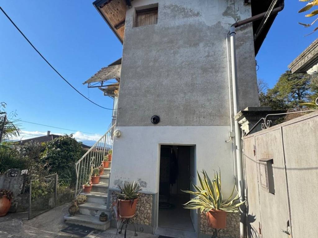 Villa a Cocquio-trevisago in Contrada California, 8 - Foto 4