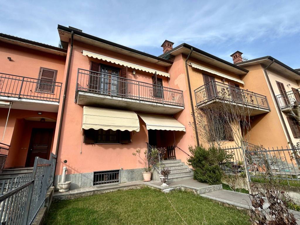 Villetta a schiera a Novi ligure in Via Eva Barisone, 23 - Foto 2