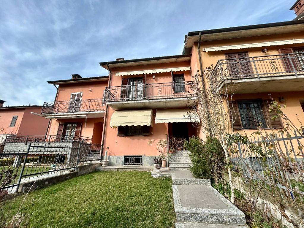 Villetta a schiera a Novi ligure in Via Eva Barisone, 23 - Foto 3