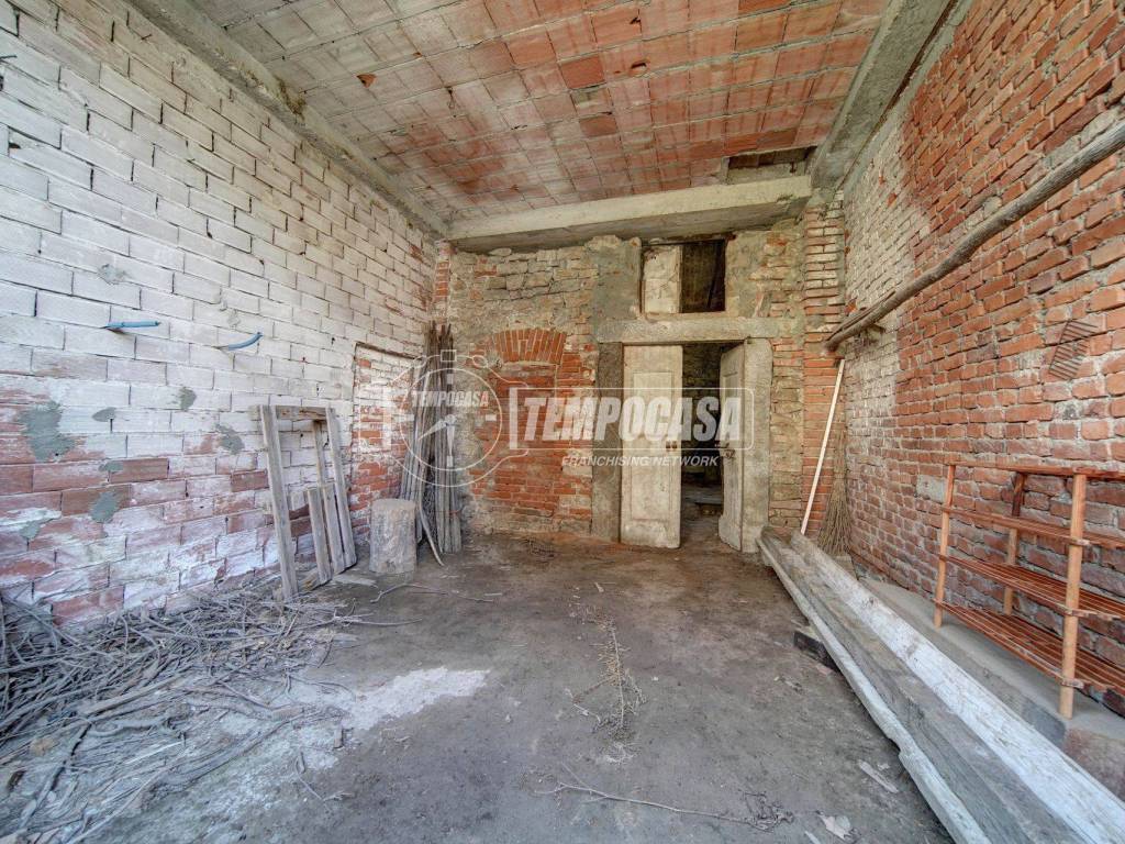 Rustico / casale a Biandronno in Via Aldo Moro 4/c - Foto 5