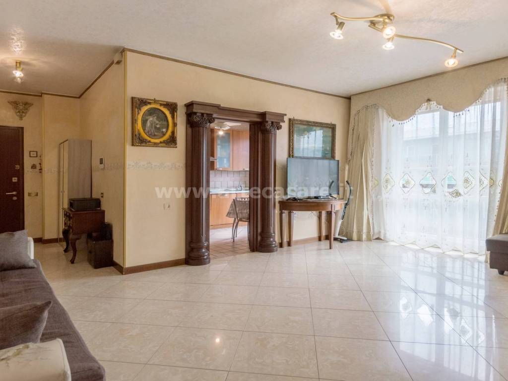 Appartamento a Busto arsizio in Via Don Luigi Sturzo, 7 - Foto 3