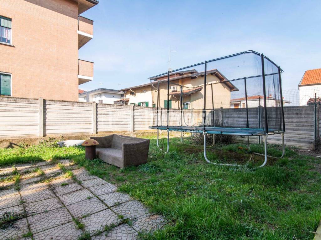 Appartamento a Uboldo in Via Angelo Morandi 10 - Foto 2