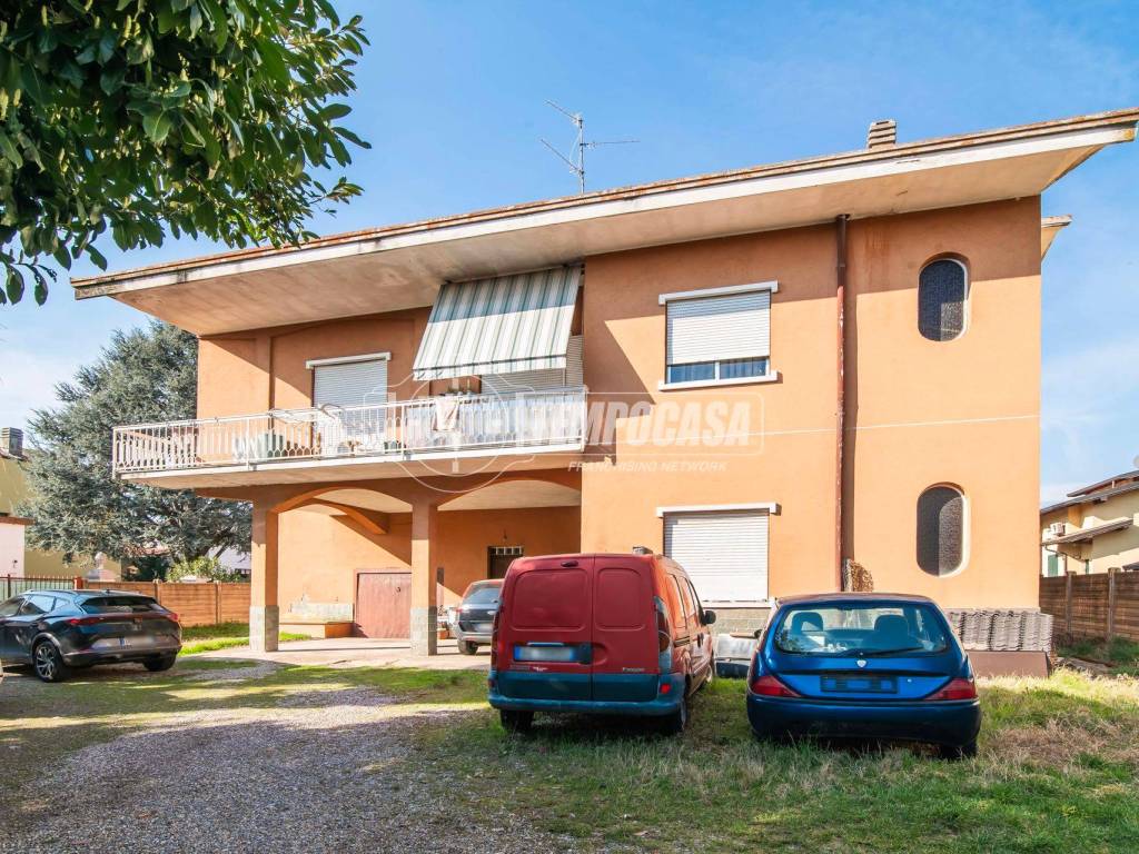 Appartamento a Uboldo in Via Angelo Morandi 10 - Foto 5