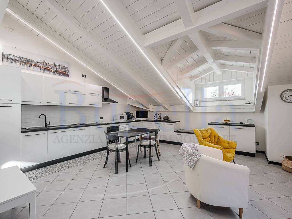 Appartamento a Quaregna cerreto in Via Fra' Dolcino, 17 - Foto 5