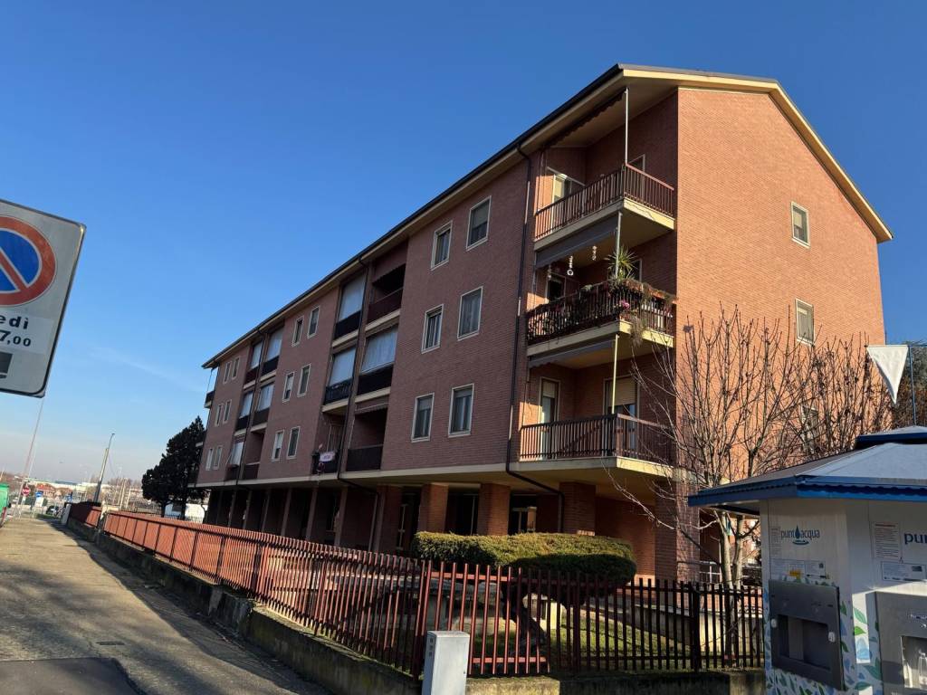 Appartamento a Asti in Via Augusto Monti - Foto 2