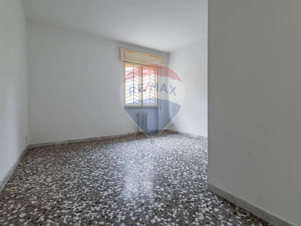 Appartamento a Bari in Via Monte San Michele, 10 - Foto 2