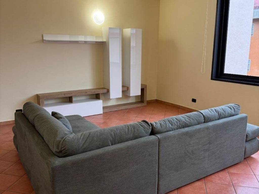 Appartamento a Peschiera borromeo in Via Giacomo Puccini, 26 - Foto 3
