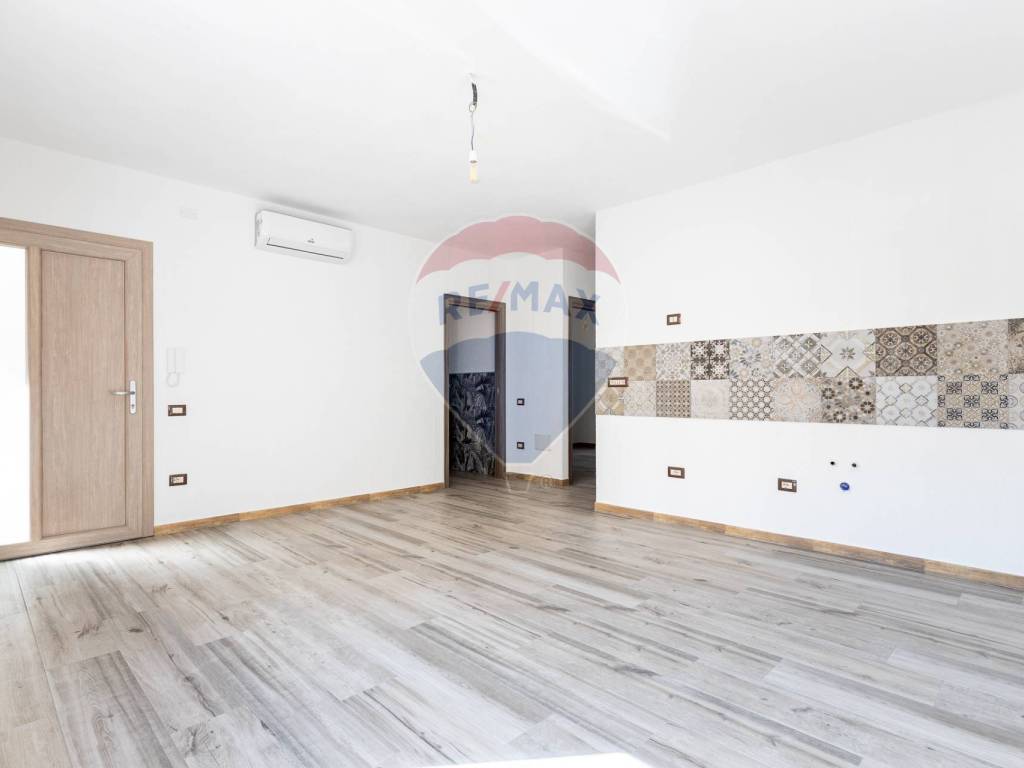 Appartamento a Quartu sant'elena in VIA FRATELLI BANDIERA - Foto 4