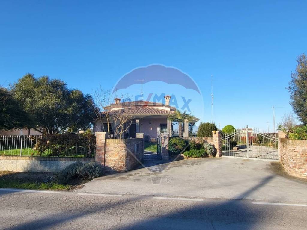 Villa a Copparo in Via Faccini - Foto 2