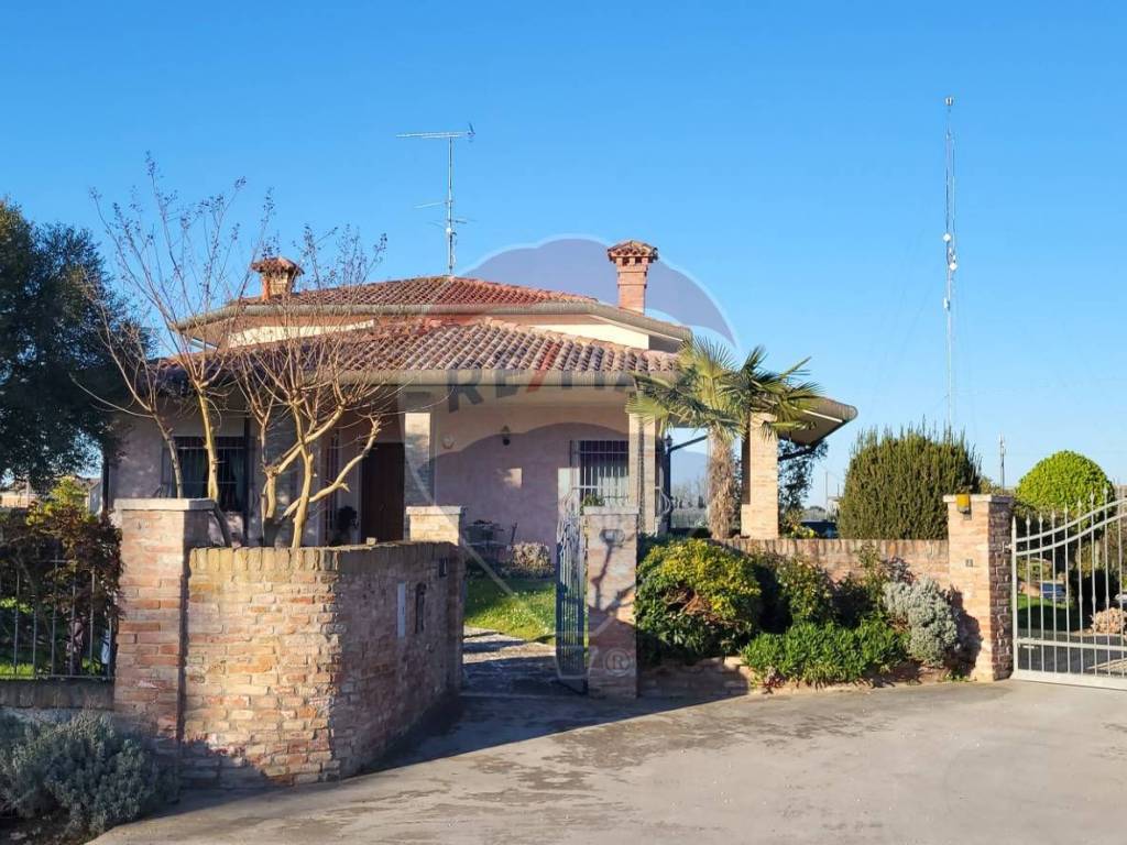 Villa a Copparo in Via Faccini - Foto 3