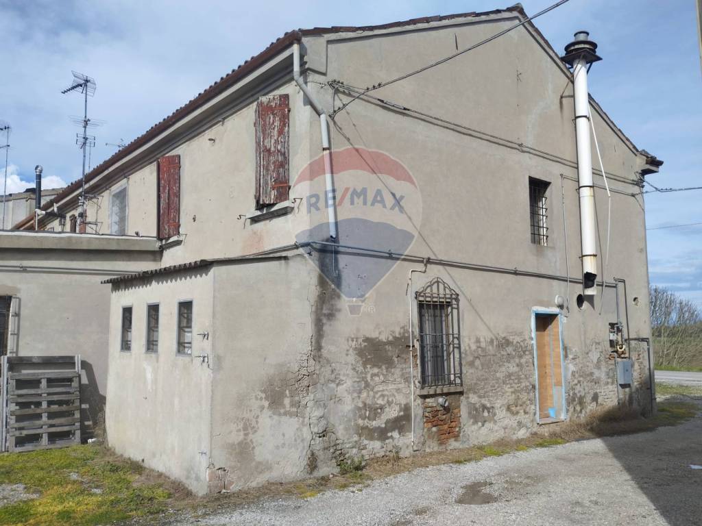 Casa indipendente a Copparo in Via Argine Volano, 265 - Foto 4