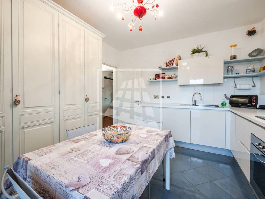 Appartamento a Reggio emilia in Via Maurizio Marconi, 1 - Foto 4