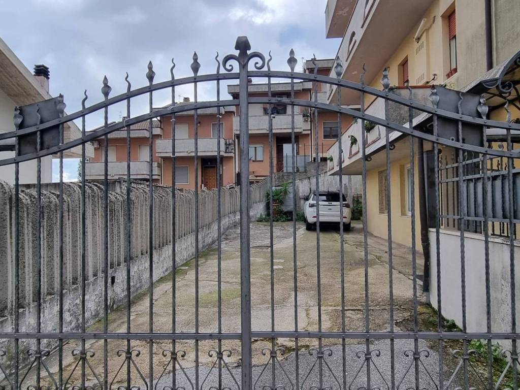 Appartamento a Pescara in Via D'Innocente, 18 - Foto 4