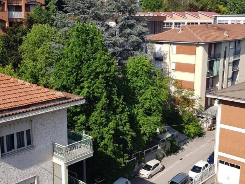 Attico / mansarda a Asti in largo MARTIRI DELLA LIBERAZIONE, 4 - Foto 2