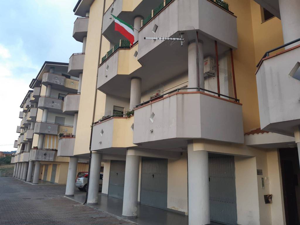 Appartamento a Rose in via carlo alberto dalla chiesa - Foto 4