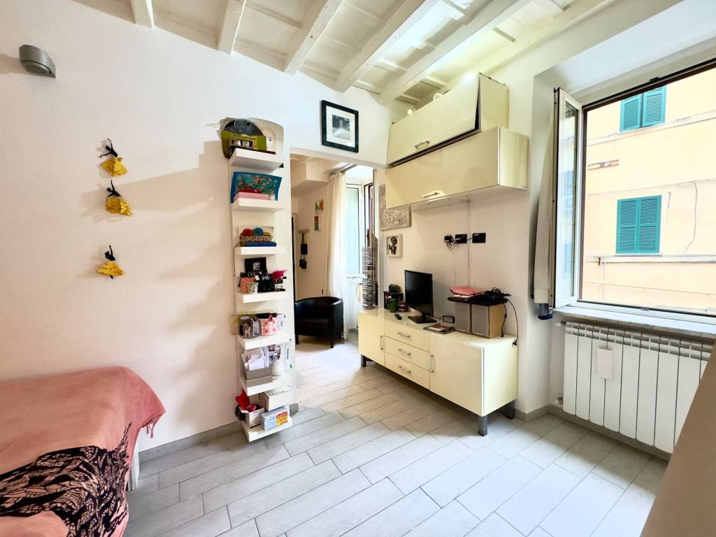 Appartamento a Monterotondo in Piazza Carducci, 24 - Foto 3