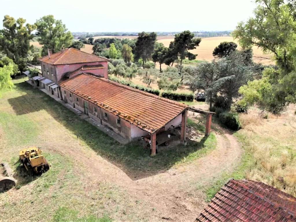 Rustico / casale a Ardea in Via Valle Caia - Foto 2