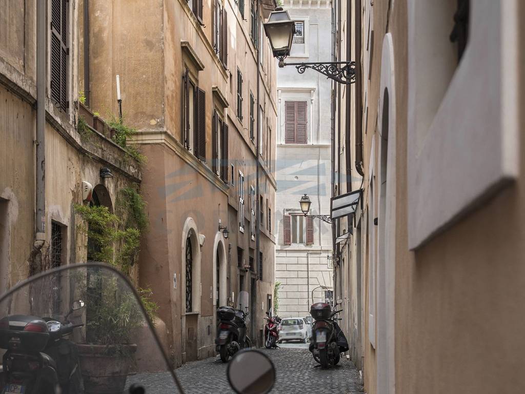 Appartamento a Roma in Vicolo di San Giuliano - Foto 5