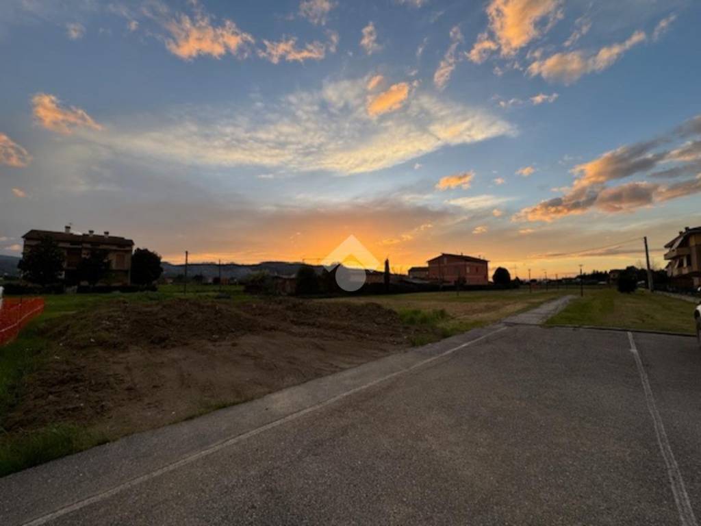 Terreno a Cannara in Via Pintor Giaime - Foto 4
