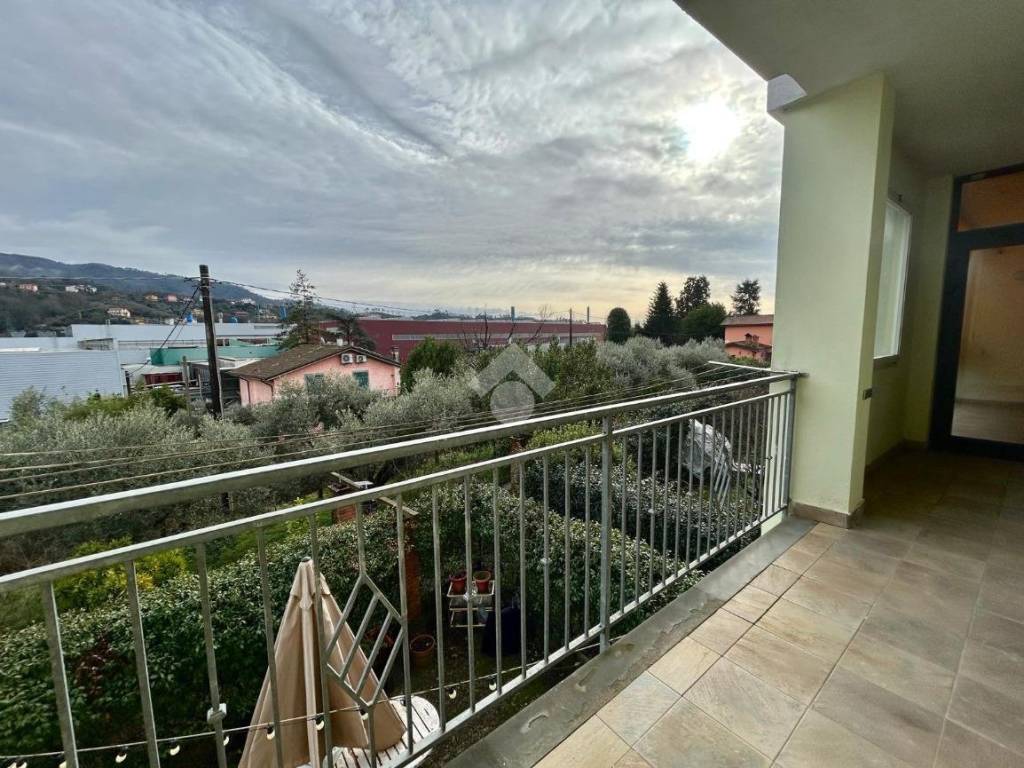 Appartamento a Follo in Via XXV aprile - Foto 4