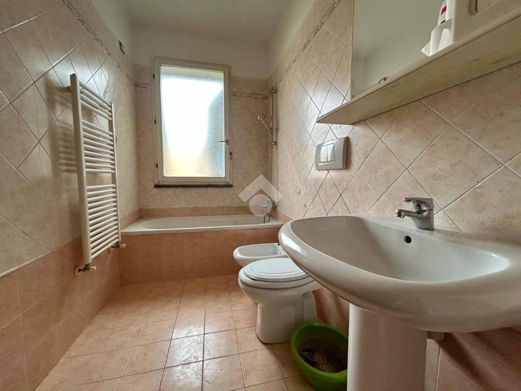 Appartamento a Follo in Via XXV aprile - Foto 5