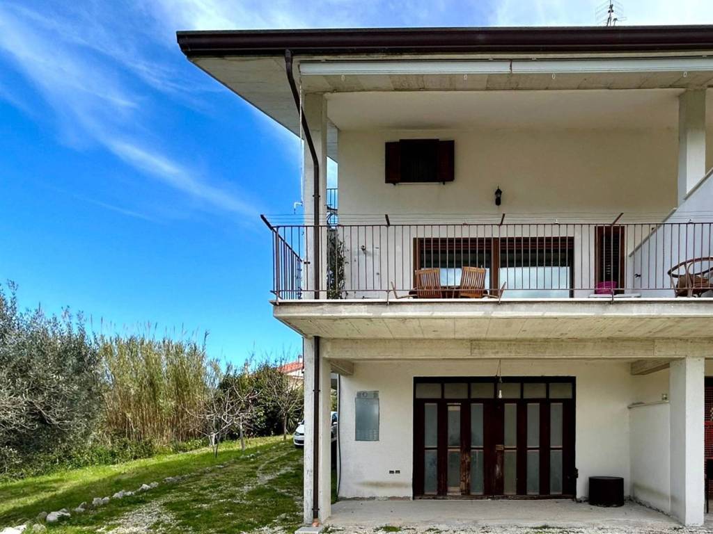 Villa a Treglio in C.DA SAN GIORGIO - Foto 2