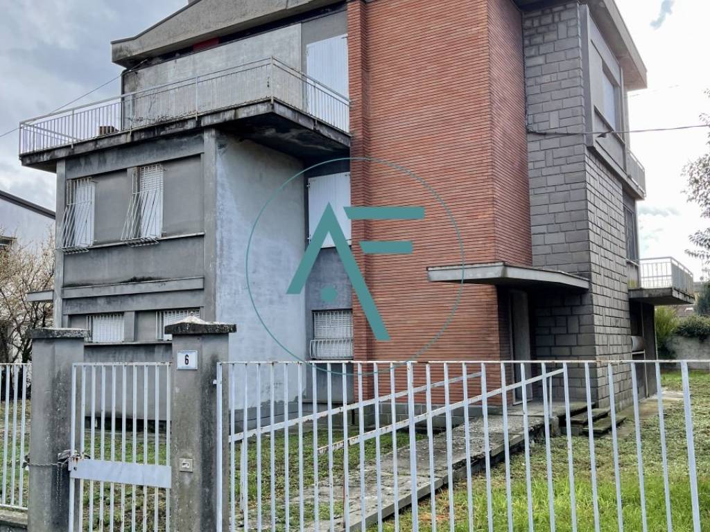 Palazzo / stabile a Lugo - Foto 2