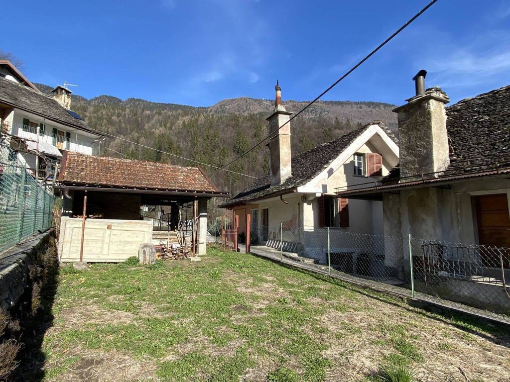 Rustico / casale a Varzo in Frazione Gravona - Foto 3