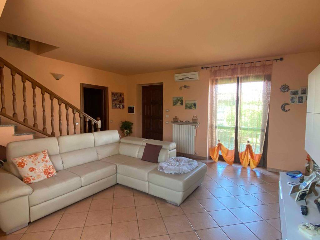 Villa a Borgolavezzaro in Via Villa Maris - Foto 3