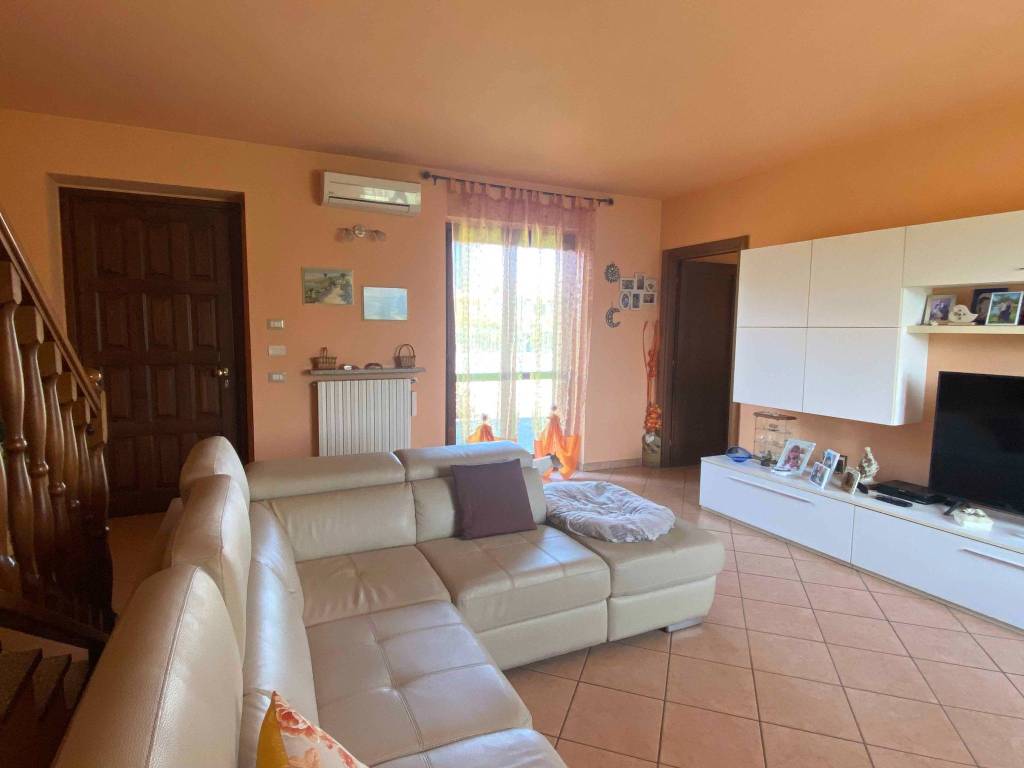 Villa a Borgolavezzaro in Via Villa Maris - Foto 5