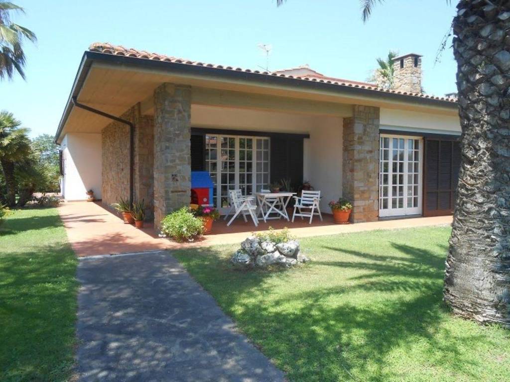Villa a Orbetello in Via Liguria - Foto 3