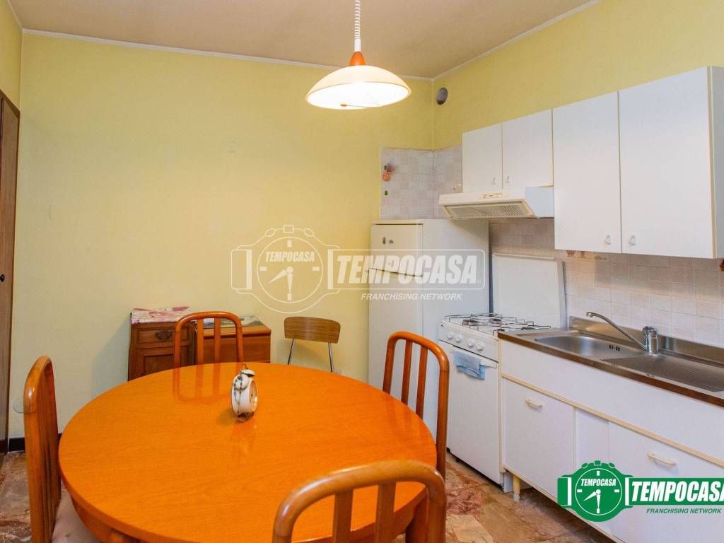 Casa indipendente a Momo in Via Pernati 34 - Foto 4