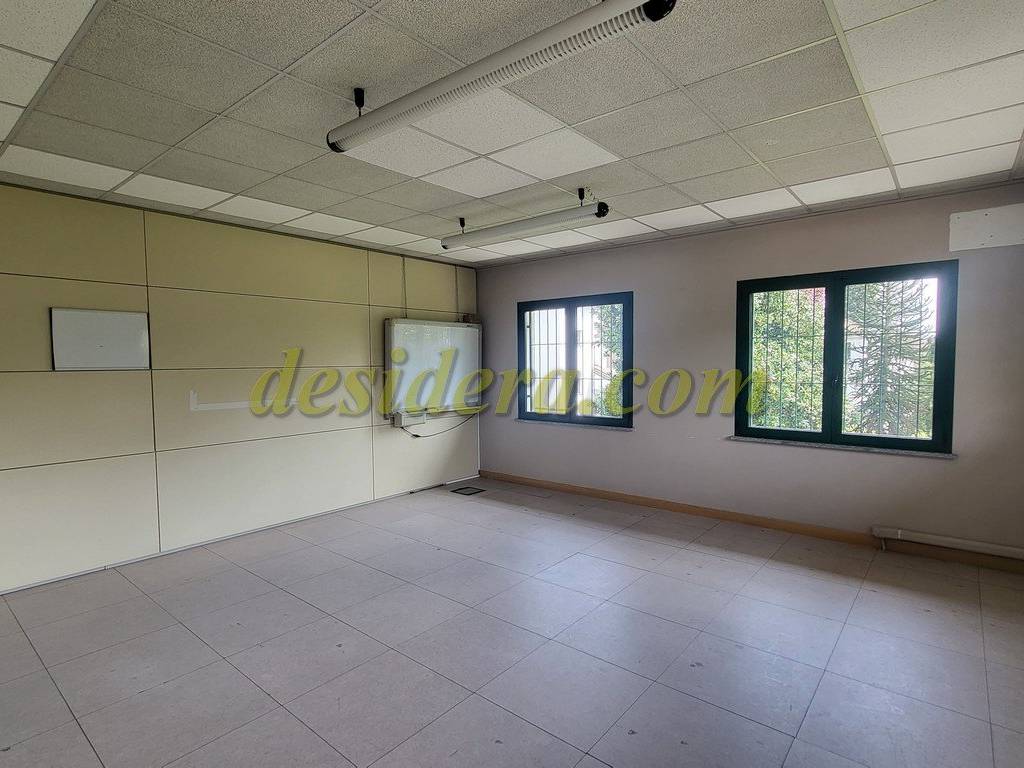 Immobile a Castelletto sopra ticino in Strada Statale del Sempione - Foto 3