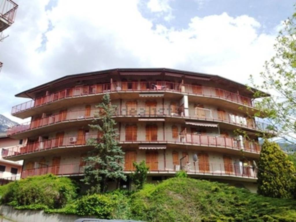 Box / garage a Saint-vincent in Via Trento, 21 - Foto 2