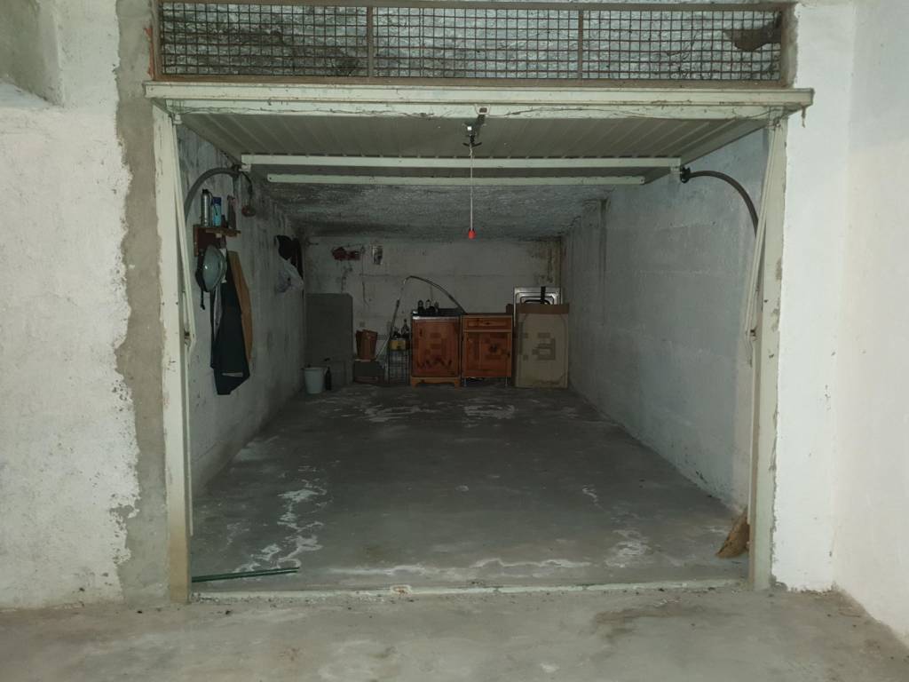 Box / garage a Saint-vincent in Via Trento, 21 - Foto 3