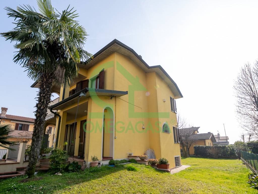 Villa a Casalpusterlengo in Via Gioacchino Rossini - Foto 3