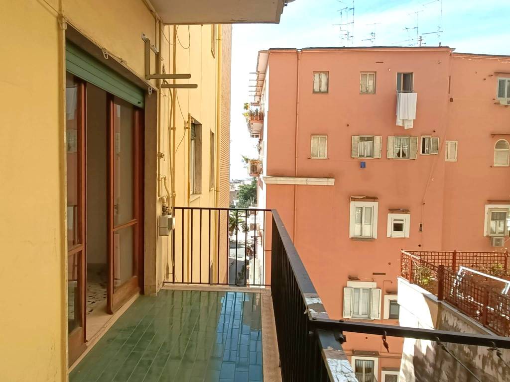 Appartamento a Napoli in Corso Vittorio Emanuele, 110 - Foto 2