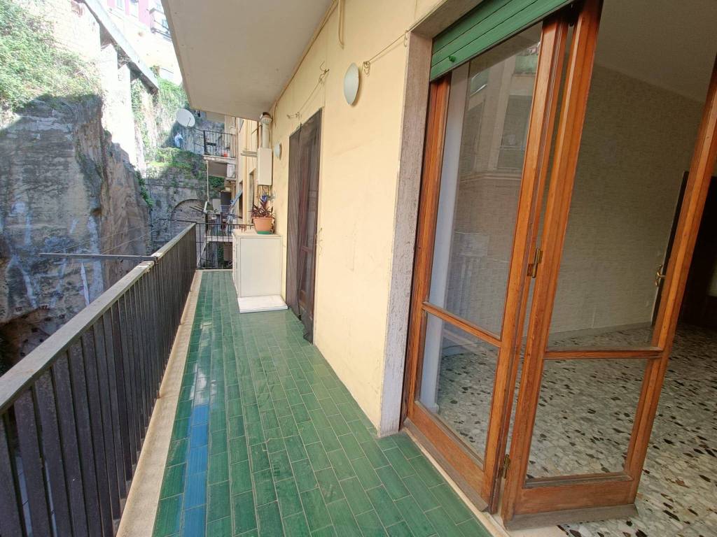 Appartamento a Napoli in Corso Vittorio Emanuele, 110 - Foto 3