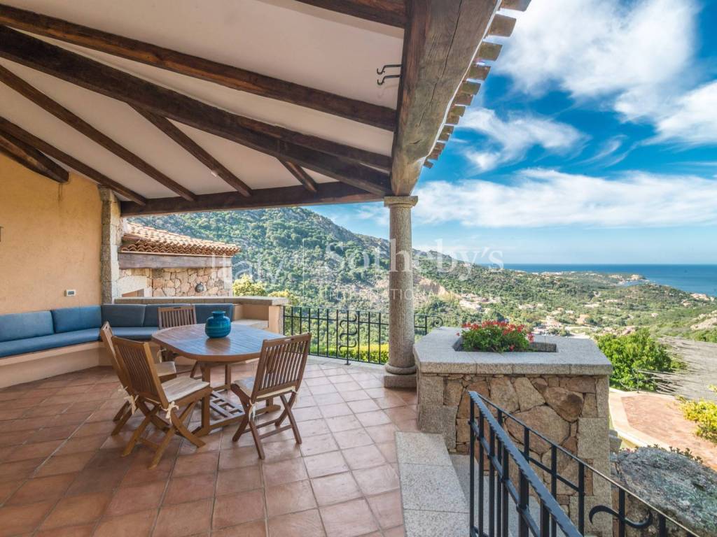 Villa a Arzachena in Via Munti Tundi, Località Li Liccioli - Foto 2