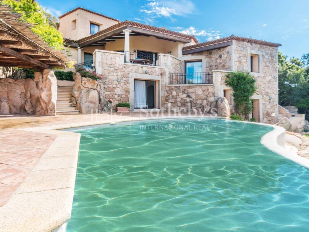 Villa a Arzachena in Via Munti Tundi, Località Li Liccioli - Foto 4